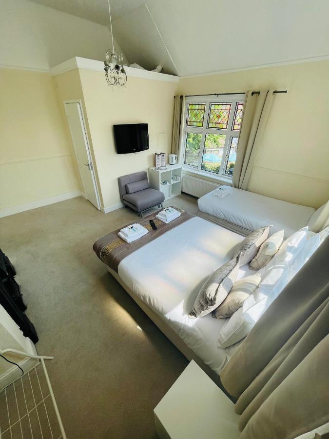 The Six Bells Bed & Breakfast Rochester  Luaran gambar