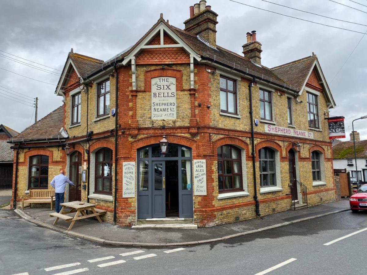 The Six Bells Bed & Breakfast Rochester  Luaran gambar