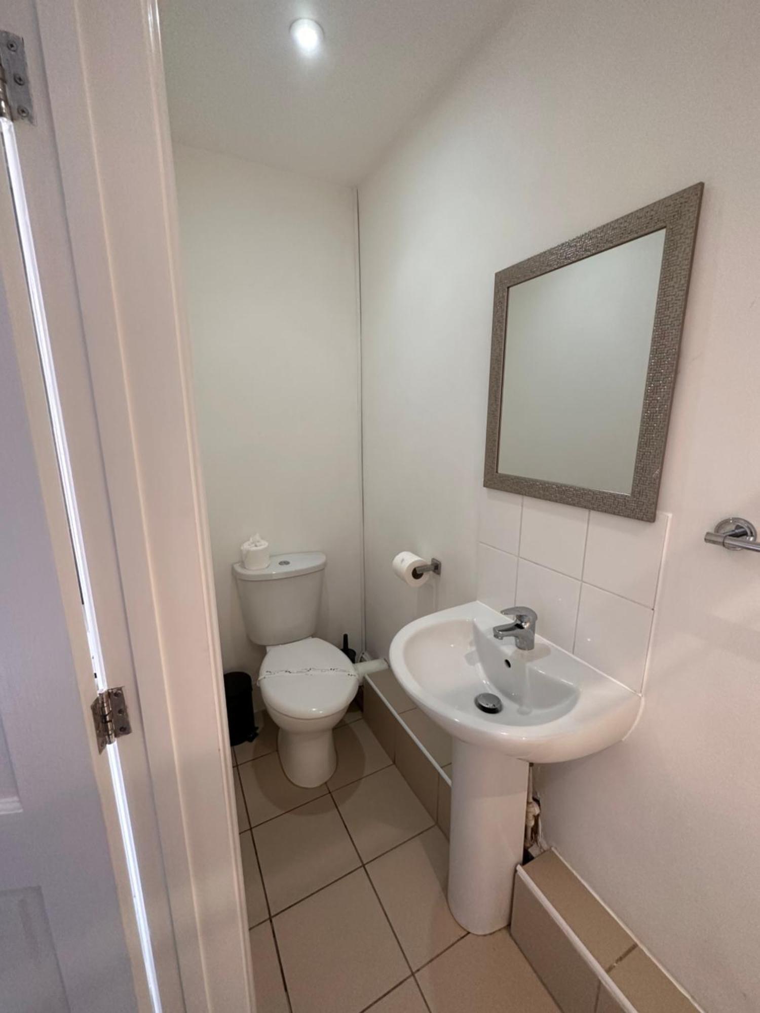 The Six Bells Bed & Breakfast Rochester  Luaran gambar